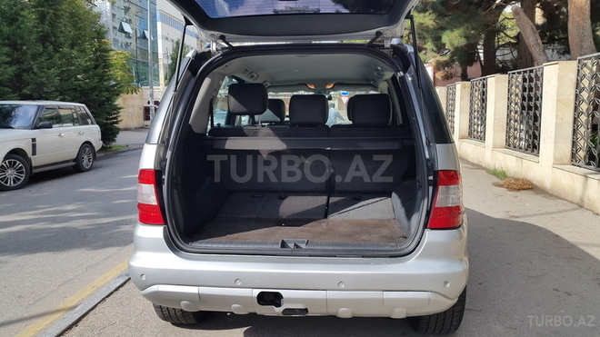 Mercedes ML 270 2004, 214,700 km - 2.7 l - Bakı