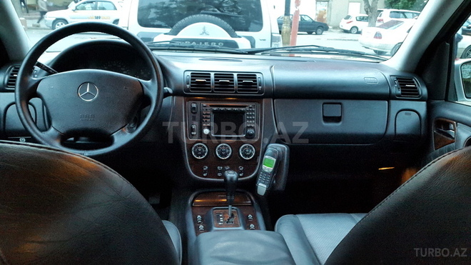 Mercedes ML 270 2004, 214,700 km - 2.7 l - Bakı