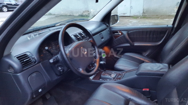 Mercedes ML 270 2004, 214,700 km - 2.7 l - Bakı