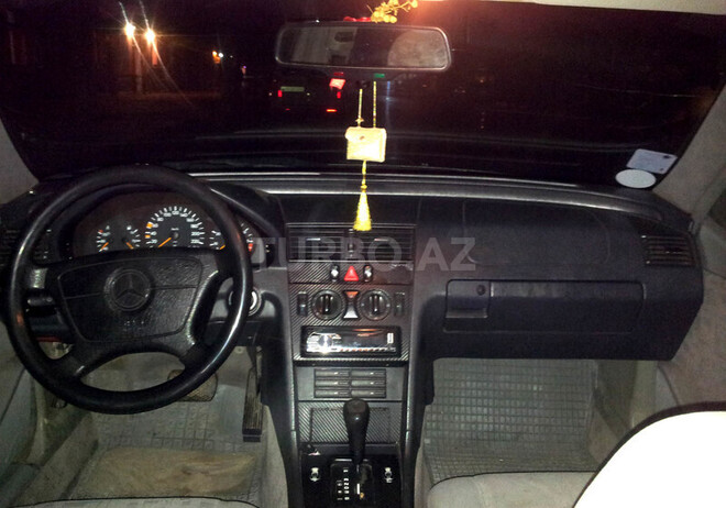 Mercedes C 180 1995, 330,000 km - 1.8 l - Bakı