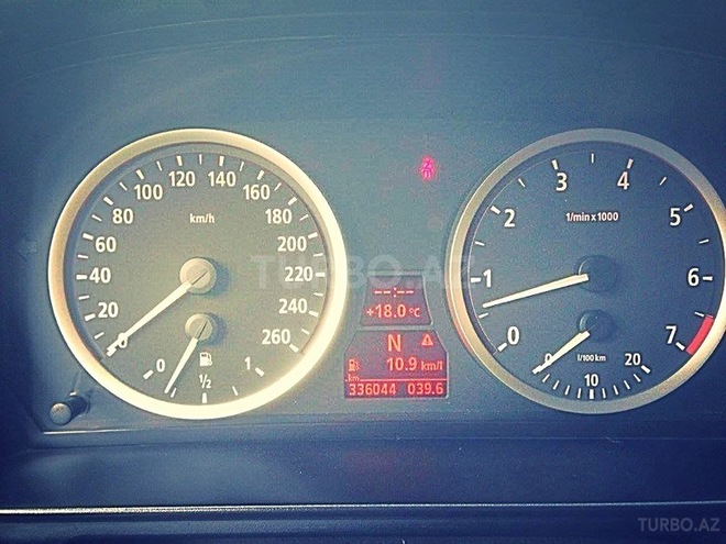 BMW 530 2004, 350,000 km - 0.3 l - Bakı