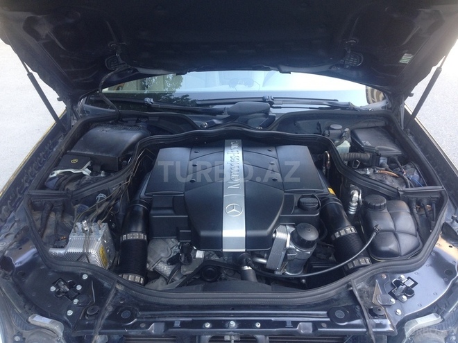 Mercedes E 240 2003, 172,000 km - 1,291.2 л - Bakı