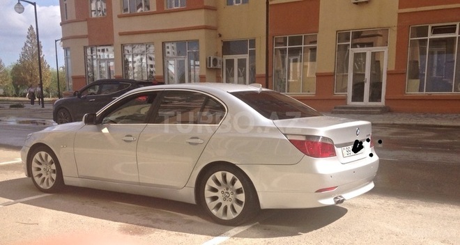 BMW 530 2004, 300,000 km - 3.0 l - Bakı