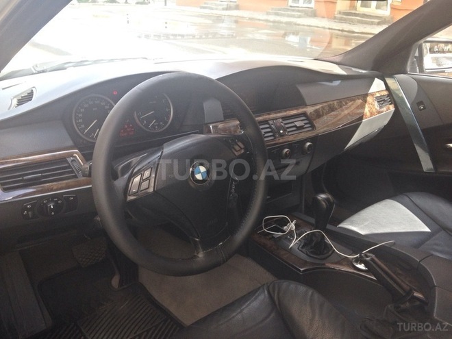 BMW 530 2004, 300,000 km - 3.0 l - Bakı