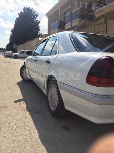 Mercedes C 200 1998, 215,000 km - 2.0 l - Bakı