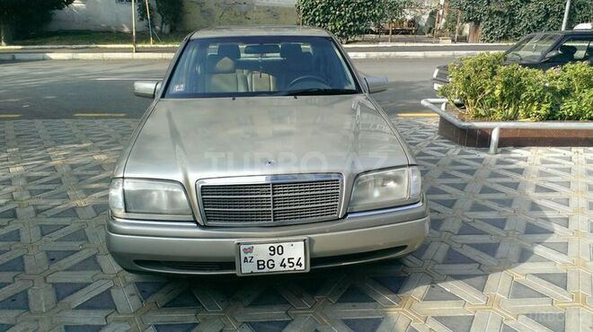 Mercedes C 220 1995, 214,533 km - 2.2 л - Bakı