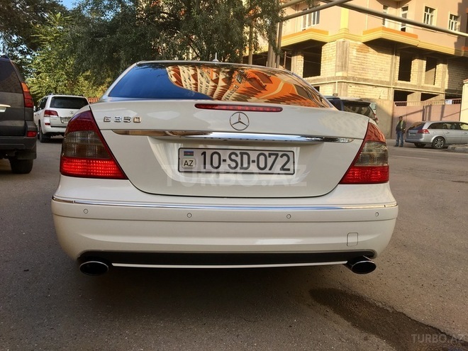 Mercedes E 350 2007, 139,000 km - 3.5 l - Bakı