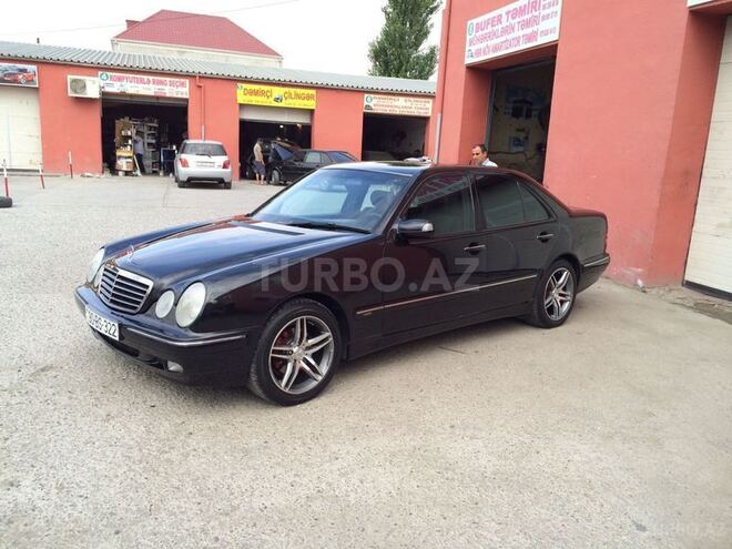 Mercedes E 240 1999, 230,000 km - 2.4 l - Bakı