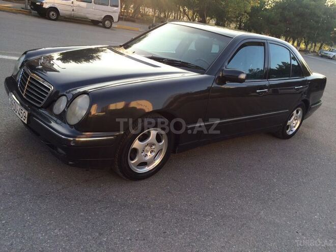 Mercedes E 220 2000, 208,954 km - 2.2 л - Sumqayıt