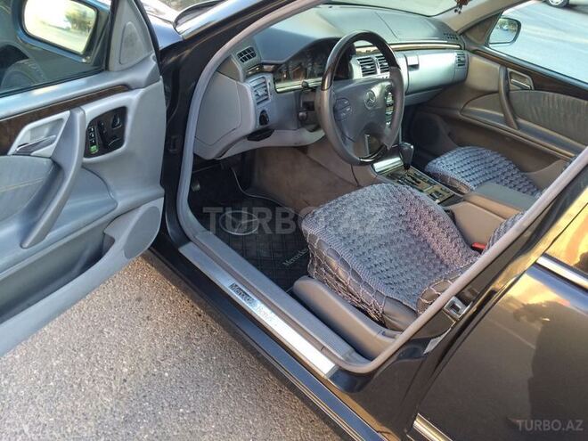 Mercedes E 220 2000, 208,954 km - 2.2 л - Sumqayıt