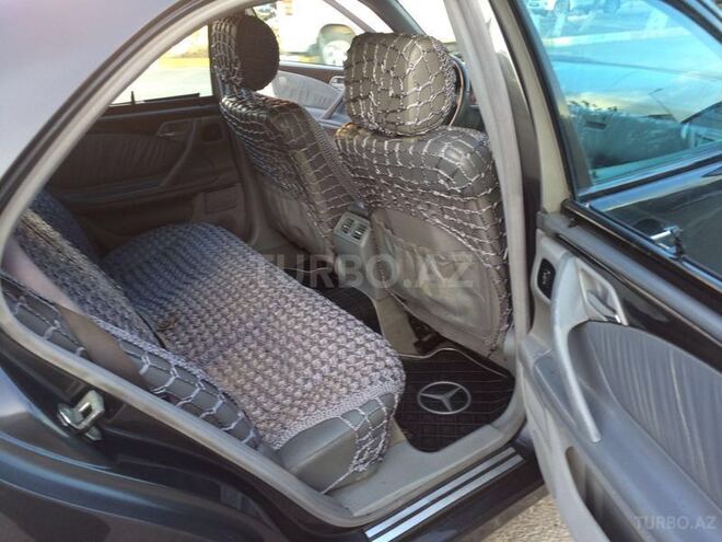 Mercedes E 220 2000, 208,954 km - 2.2 л - Sumqayıt
