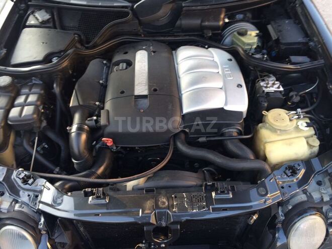 Mercedes E 220 2000, 208,954 km - 2.2 л - Sumqayıt