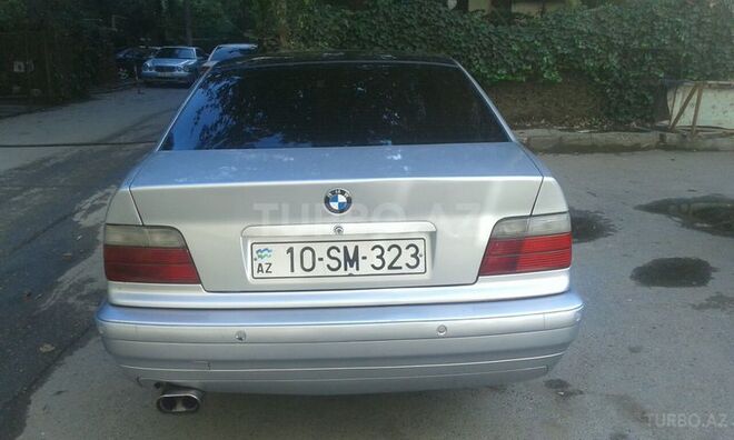 BMW 320 1995, 330,000 km - 0.2 l - Bakı