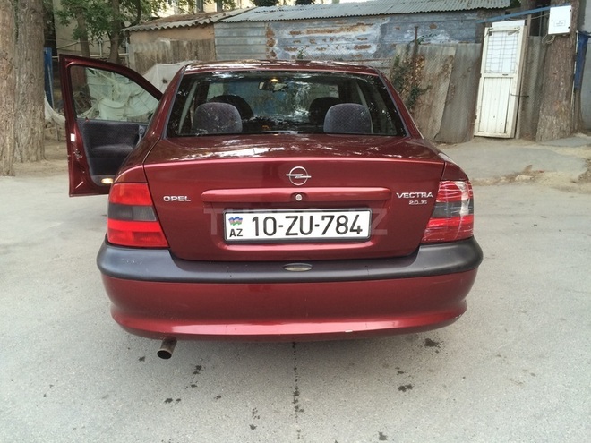 Opel Vectra 1996, 242,368 km - 2.0 l - Bakı