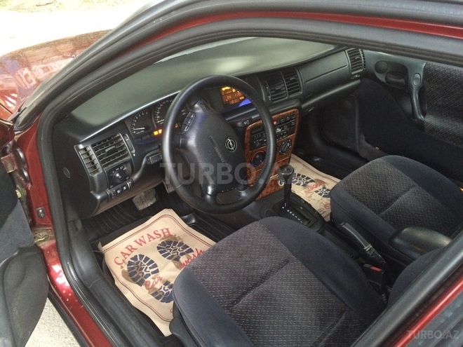 Opel Vectra 1996, 242,368 km - 2.0 l - Bakı