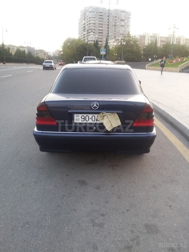 Mercedes C 180 2000, 195,000 km - 1.8 l - Bakı