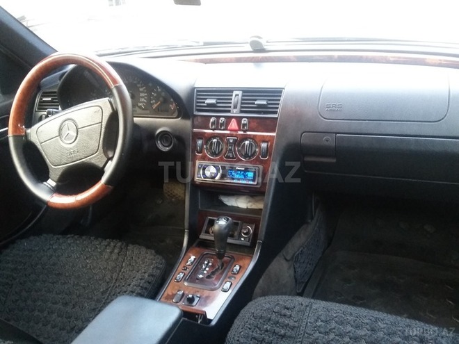 Mercedes C 180 2000, 195,000 km - 1.8 l - Bakı