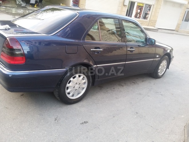 Mercedes C 180 2000, 195,000 km - 1.8 l - Bakı