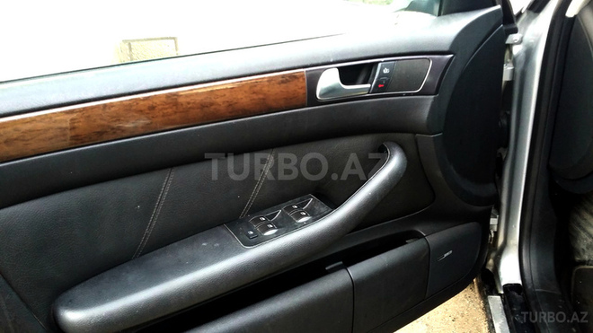 Audi A6 2003, 178,000 km - 2.4 l - Bakı