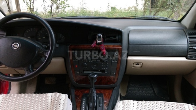 Opel Omega 2002, 178,000 km - 2.0 l - Bakı