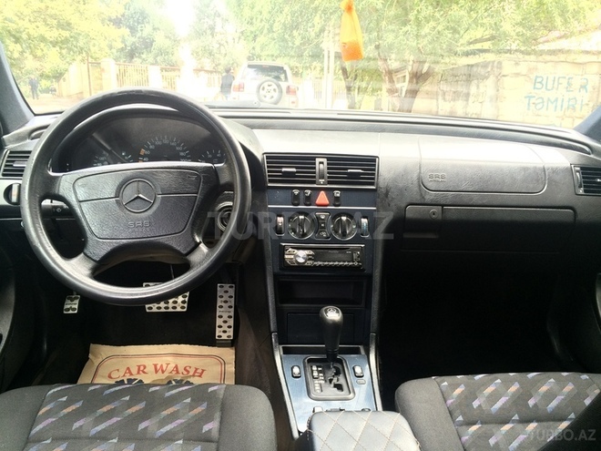 Mercedes C 180 1999, 135,600 km - 1.8 l - Bakı