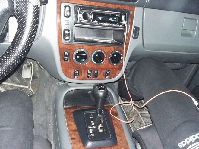 Mercedes ML 320 1999, 230,000 km - 3.2 l - Bakı