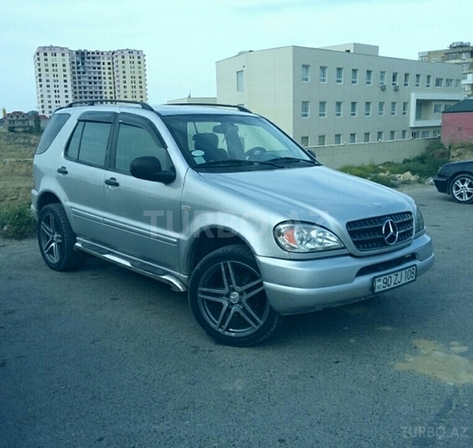Mercedes ML 320 1999, 230,000 km - 3.2 l - Bakı