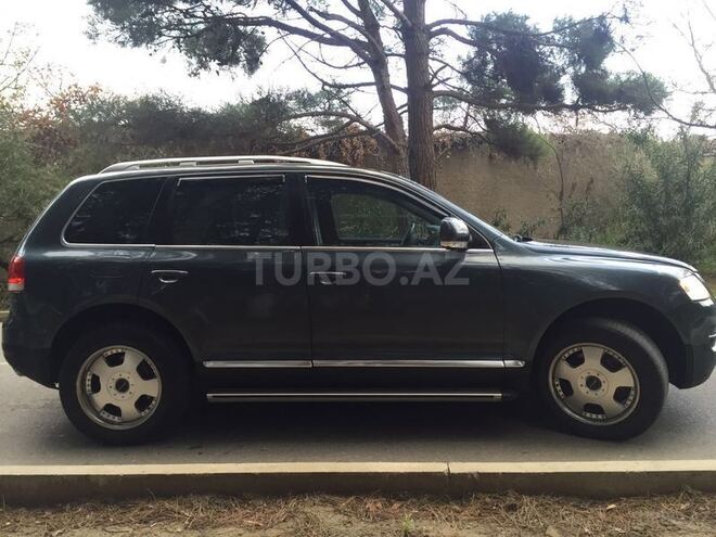 Volkswagen Touareg 2006, 143,000 km - 4.2 l - Sumqayıt