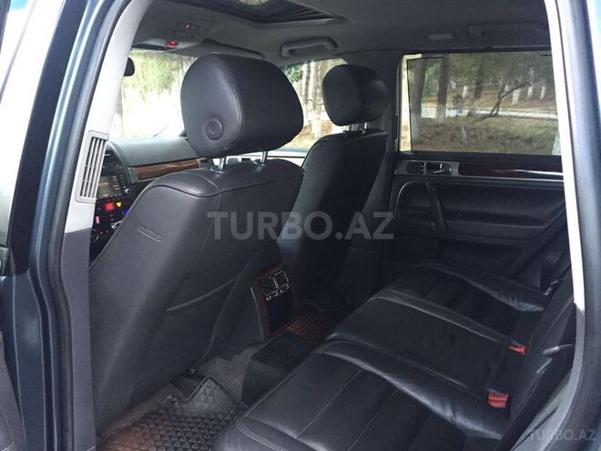 Volkswagen Touareg 2006, 143,000 km - 4.2 l - Sumqayıt