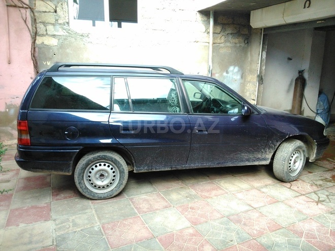 Opel Astra 1996, 78,000 km - 1.6 l - Bakı