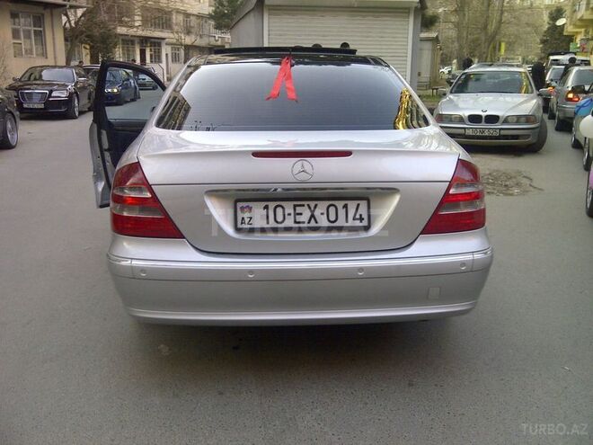 Mercedes E 320 2002, 240,000 km - 3.2 l - Bakı