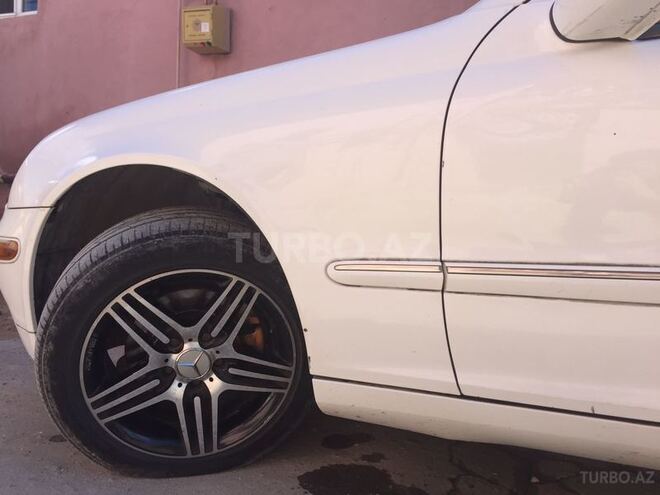 Mercedes C 240 2001, 213,413 km - 0.2 l - Bakı