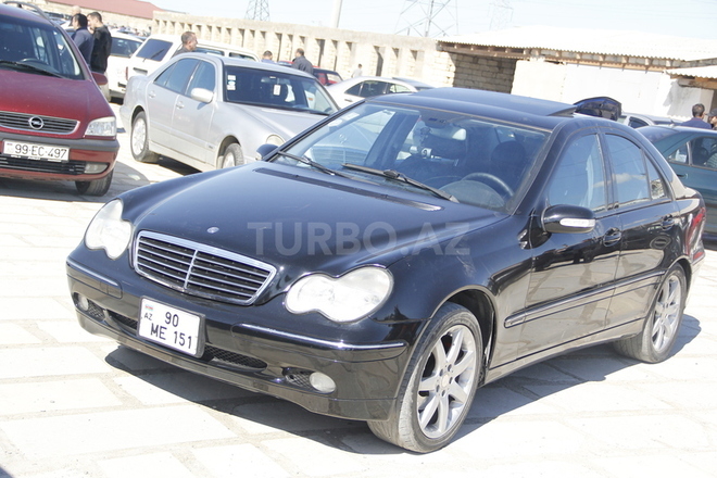 Mercedes C 230 2002, 260,000 km - 1.8 l - Bakı