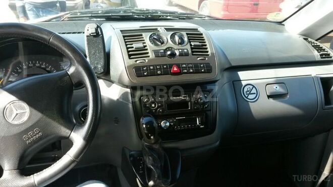 Mercedes Vito 2004, 187,000 km - 2.2 l - Sumqayıt