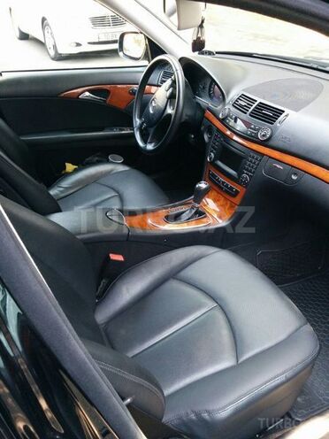 Mercedes E 220 2008, 270,000 km - 0.2 l - Bakı