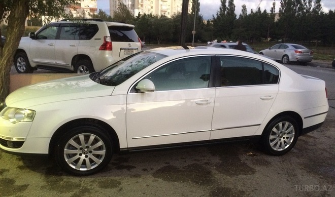 Volkswagen Passat 2010, 104,000 km - 1.8 l - Bakı