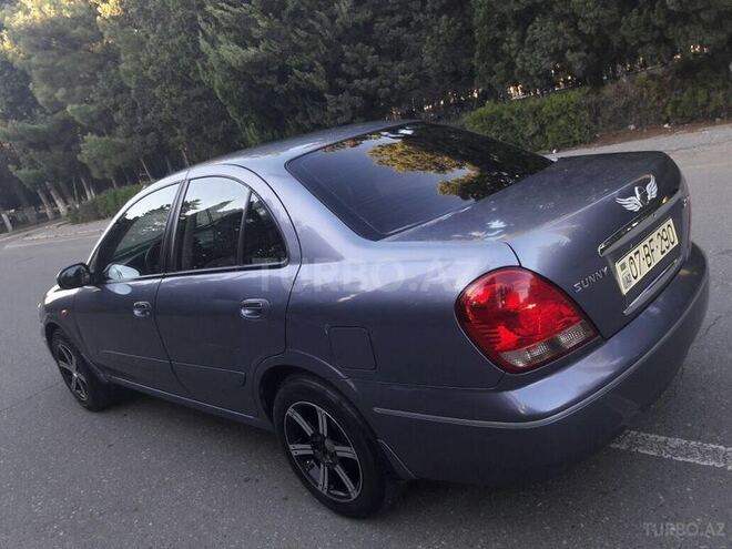 Nissan Sunny 2003, 250,000 km - 1.6 л - Sumqayıt