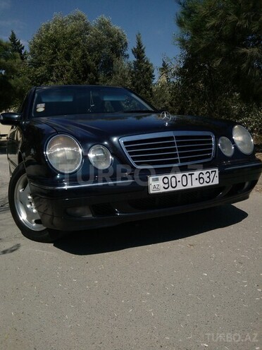Mercedes E 220 2000, 313,000 km - 2.2 l - Bakı