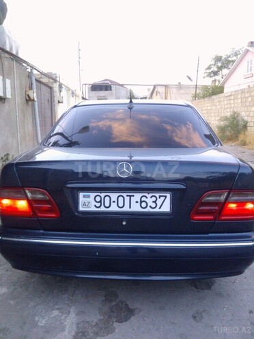 Mercedes E 220 1999, 316,000 km - 2.2 l - Bakı