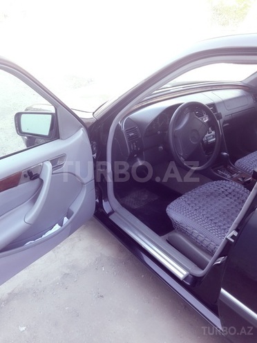 Mercedes C 230 2000, 285,000 km - 0.3 л - Gəncə