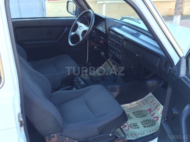 LADA (VAZ) Niva 2013, 67,388 km - 1.7 l - Salyan
