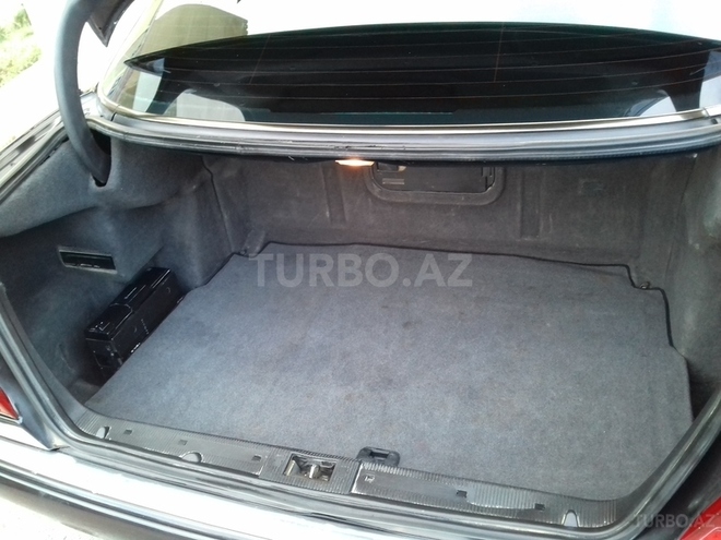 Mercedes E 280 1999, 245,000 km - 2.8 l - Bakı