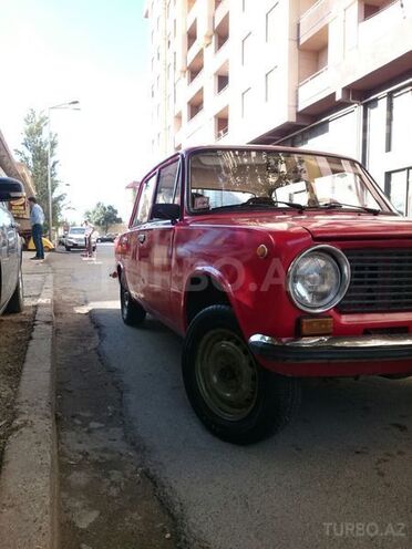 LADA (VAZ) 2101 1983, 1,000 km - 1.3 l - Bakı