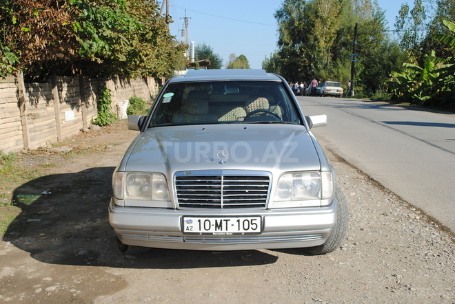 Mercedes E 200 1994, 467,850 km - 2.0 l - Bakı