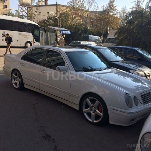 Mercedes E 320 2000, 190,000 km - 3.2 л - Bakı