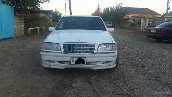 Mercedes C 230 1998, 204,000 km - 2.3 л - Bakı