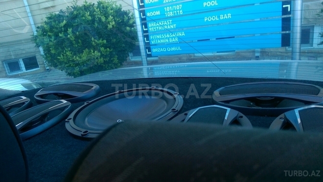 Mercedes E 270 2000, 300,000 km - 2.7 л - Bakı