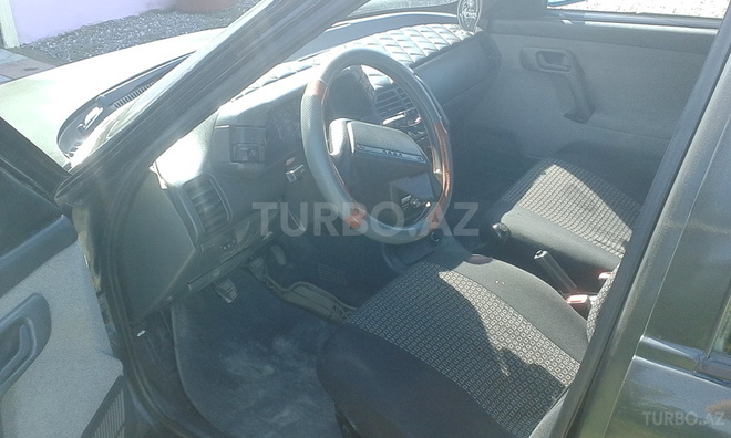 LADA (VAZ) 2110 2006, 178,000 km - 1.6 l - Quba