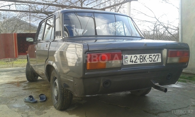 LADA (VAZ) 2107 1992, 255,536 km - 0.2 l - Salyan