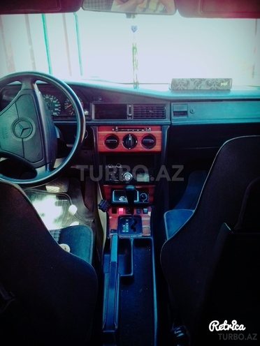 Mercedes 190 1992, 286,568 km - 2.0 l - Füzuli